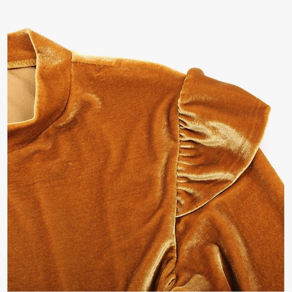 Velvet adult golden dress - Picture 3 of 6